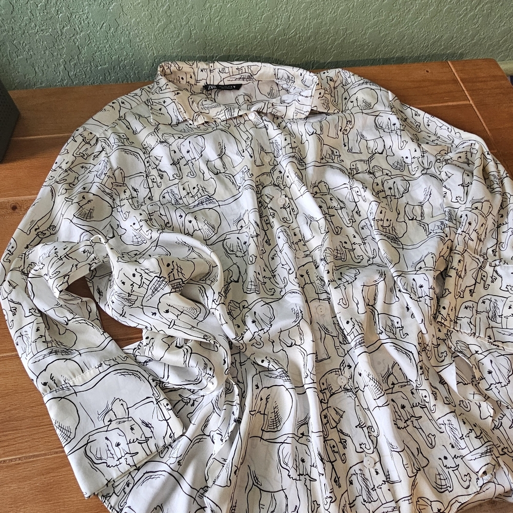 Womens Zara Graphic Relaxed Blouse with Elephants Size Large - Picture 10 of 12